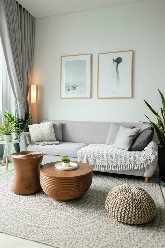 Modern living room with natural lighting.