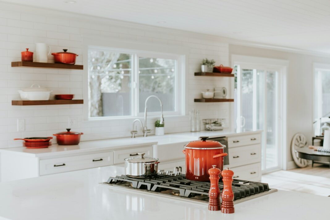 The Homecraft kitchen workstation is a versatile, height-adjustable work surface designed for people who need a safe, stable, and functional kitchen workspace. Complete 2026 guide.